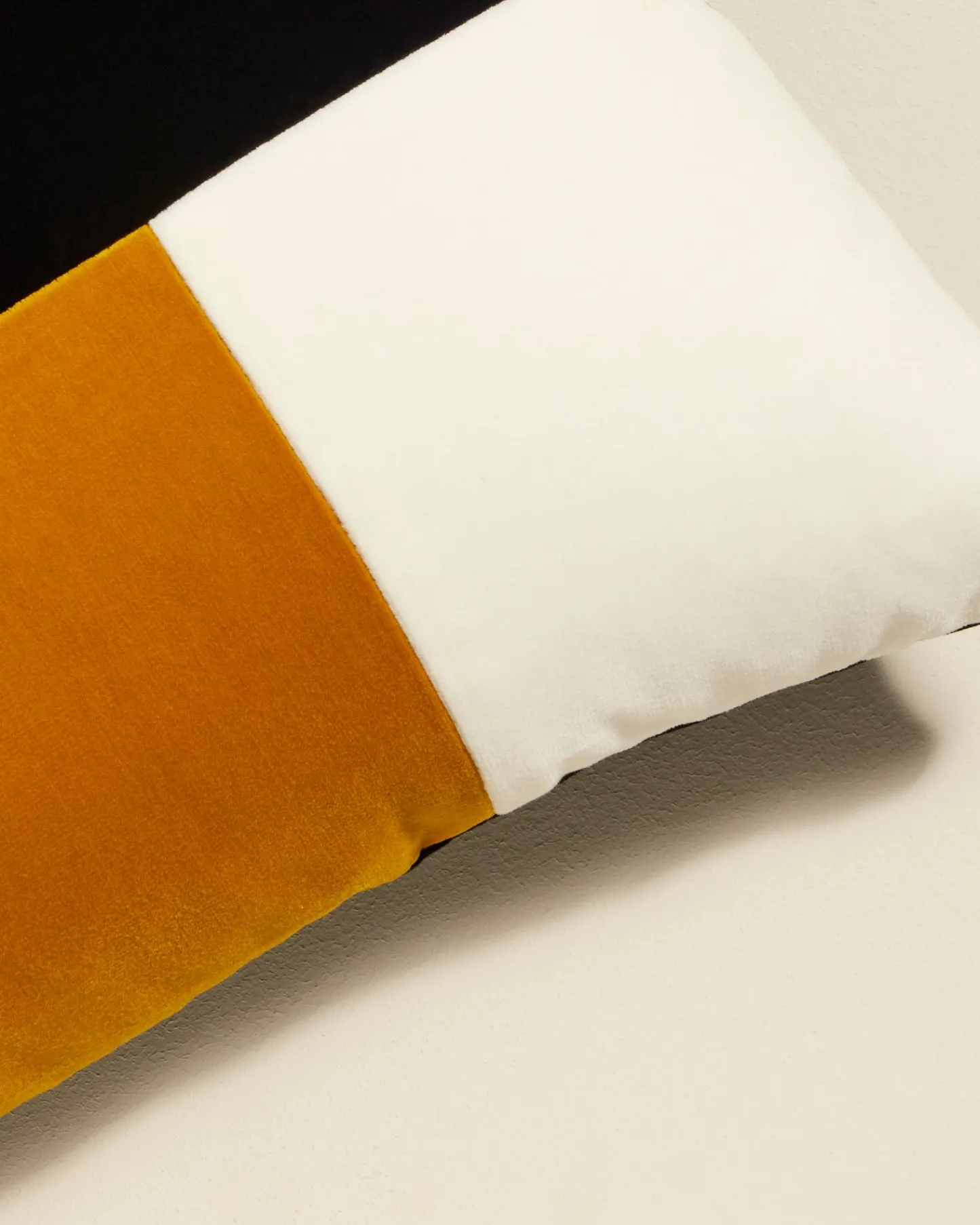 Coussins|Coussins>Maison Sarah Lavoine Coussin Echec et Mat - Ocre