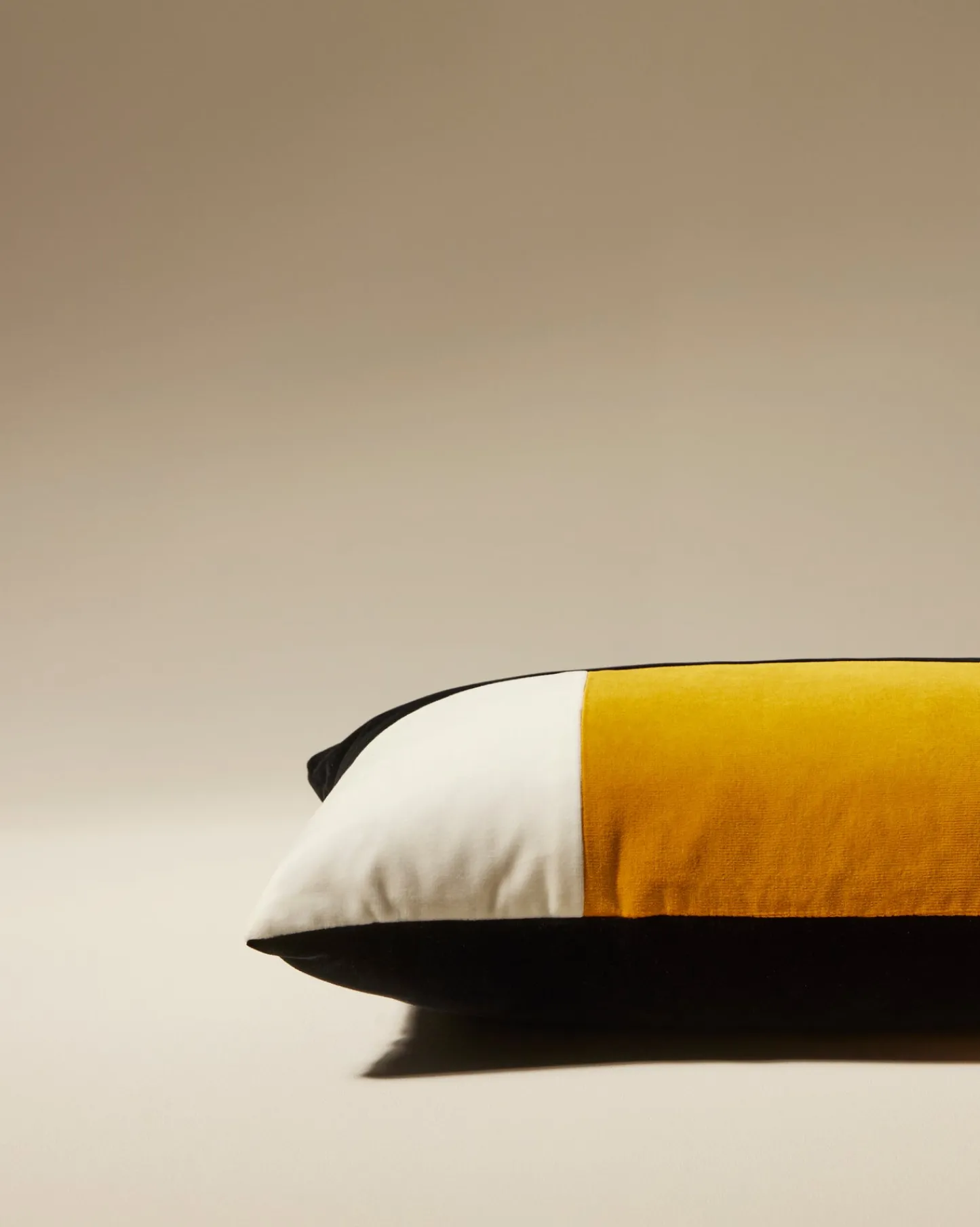 Coussins|Coussins>Maison Sarah Lavoine Coussin Echec et Mat - Ocre