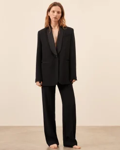 Costumes|Bas><noscript><img width=