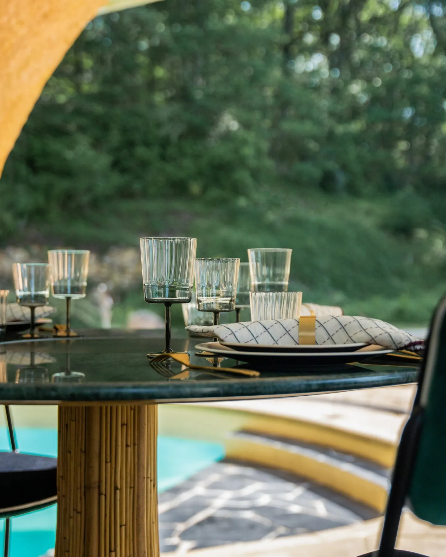 Tables Hautes>Maison Sarah Lavoine Table ovale Riviera Marbre Vert Vert / Naturel