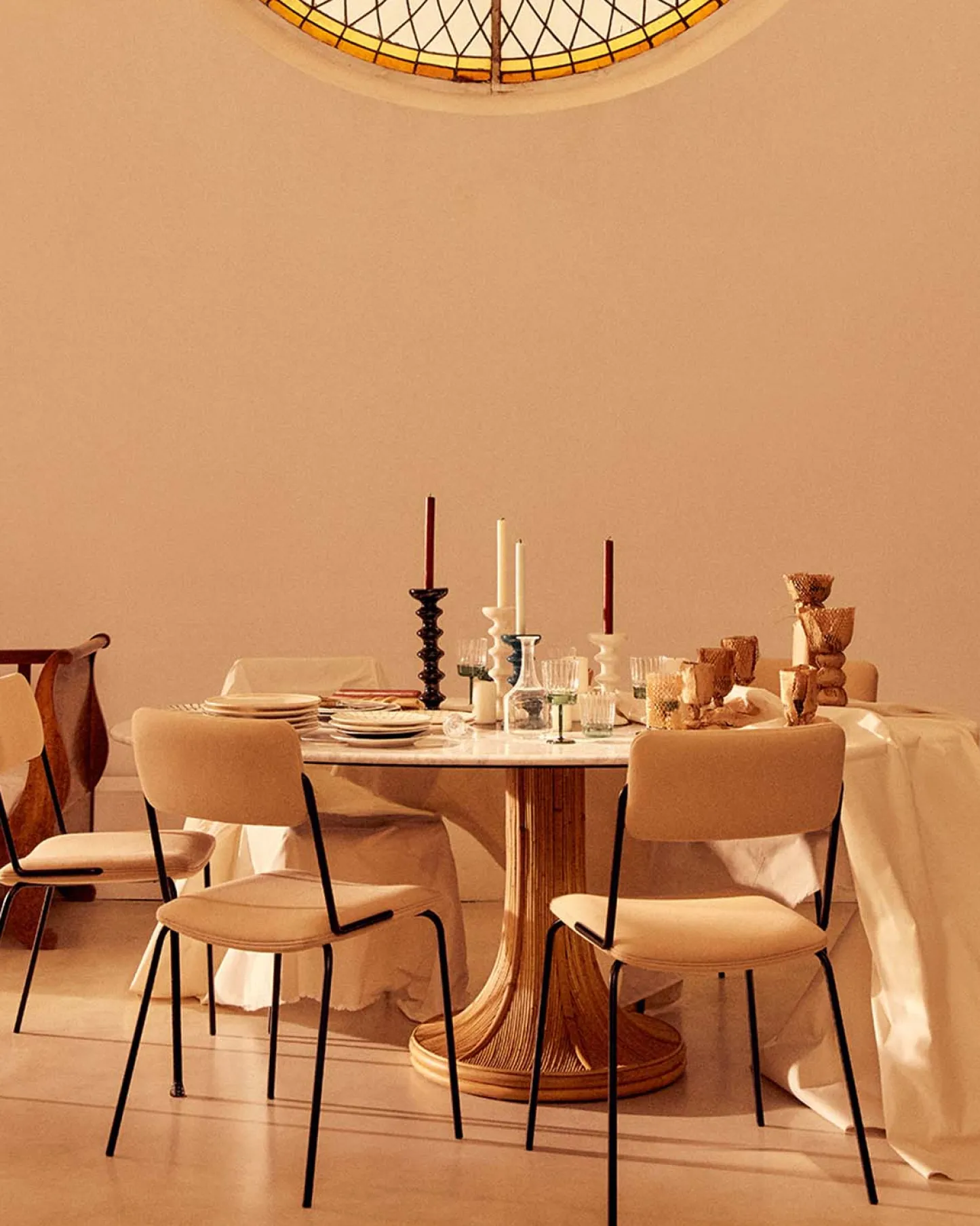 Tables Hautes>Maison Sarah Lavoine Table ovale Riviera Marbre Blanc Blanc / Naturel