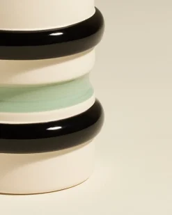 Vases><noscript><img width=